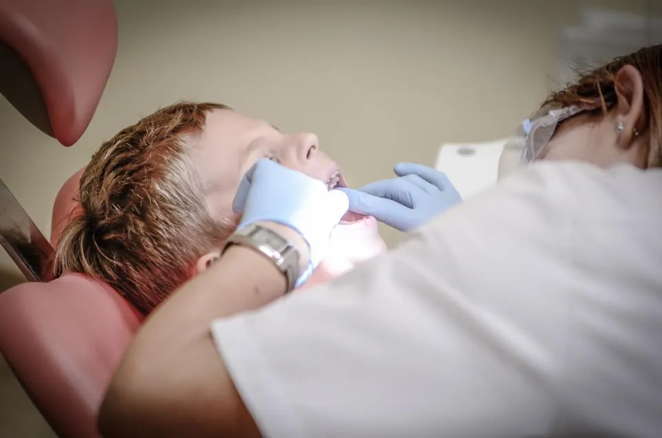Atención dental infantil (foto de ejemplo)